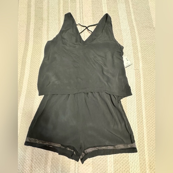 Romper - Picture 1 of 9